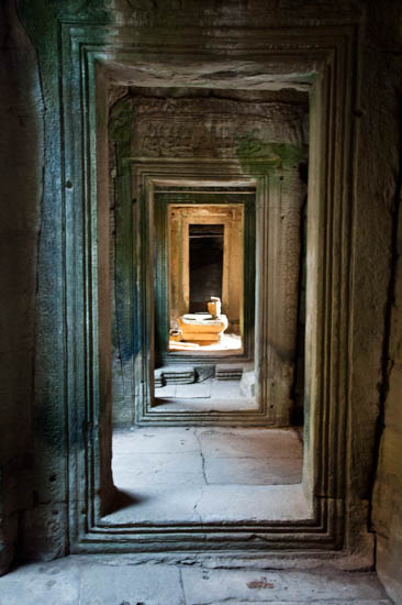 Doorways @ Bayon (Angkor Thom), Cambodia