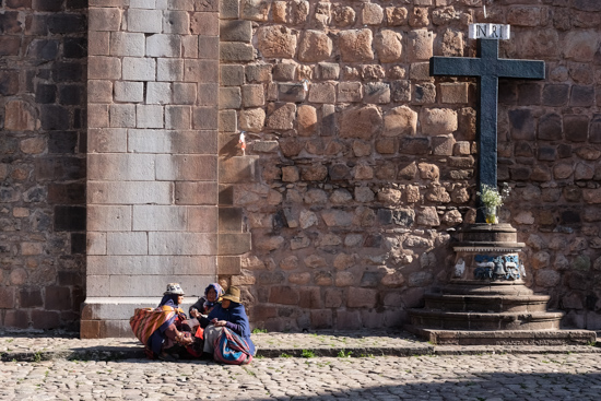 Chatting, Cusco (Peru)